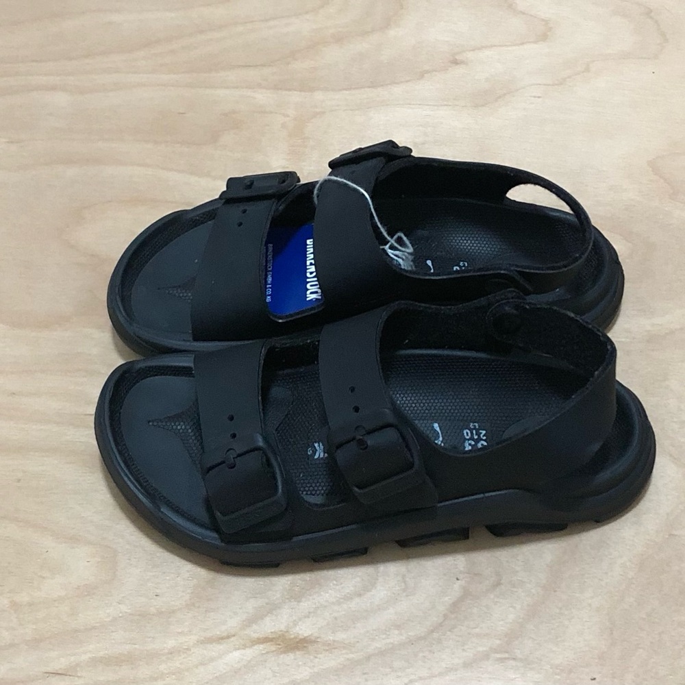 Birkenstock Girls Mogami HL Black Sandals With Adjustable Straps Size 33 US:2